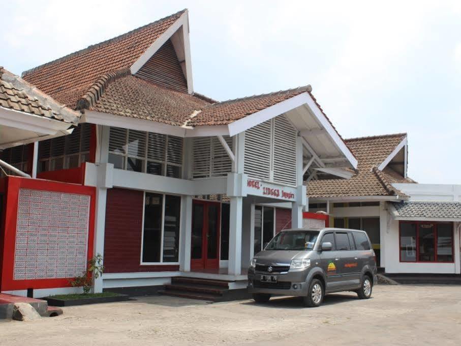 Lingga Guest House Jayagiri ليمبانغ المظهر الخارجي الصورة